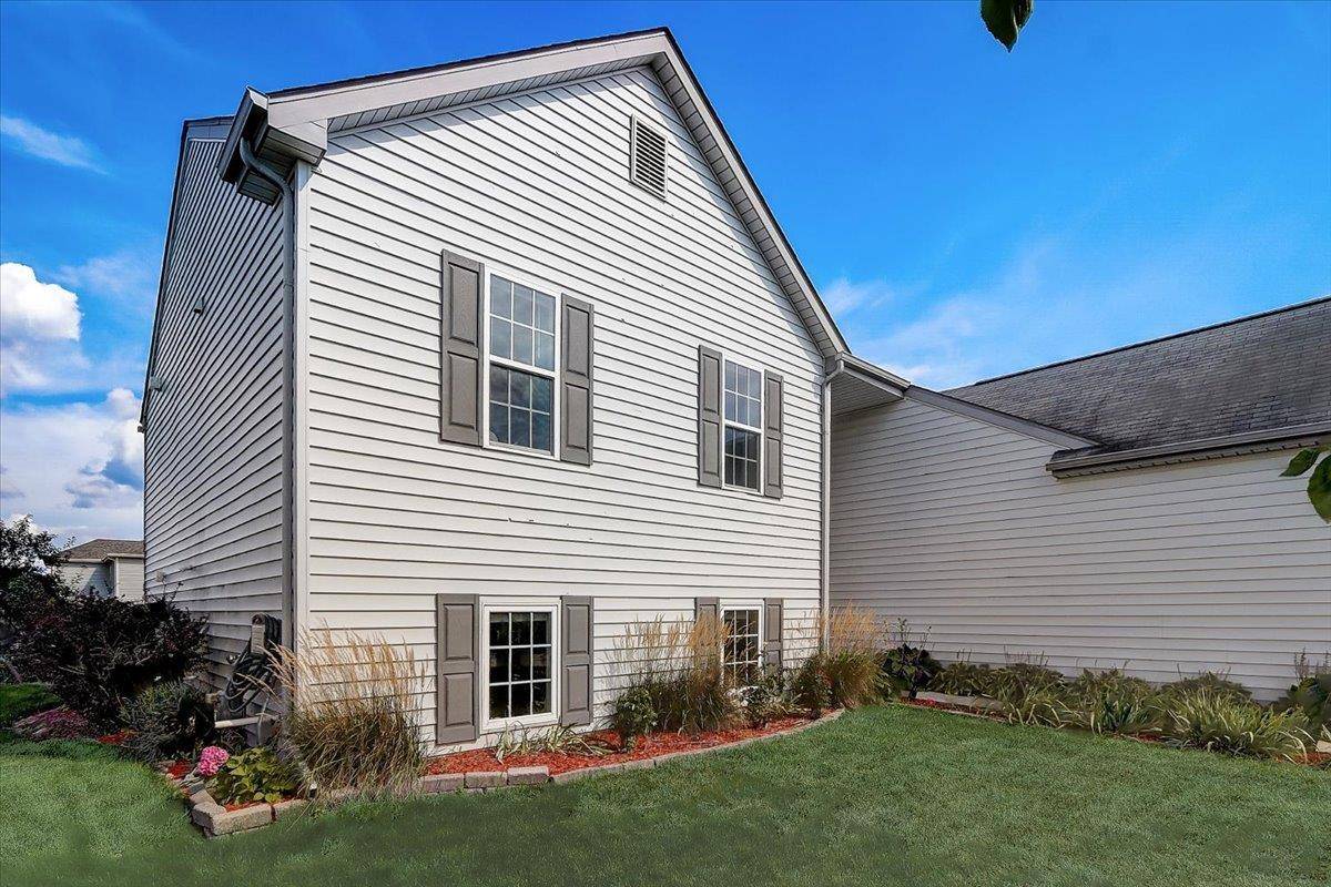 Lake Mills, WI 53551,324 Rosewood Ave