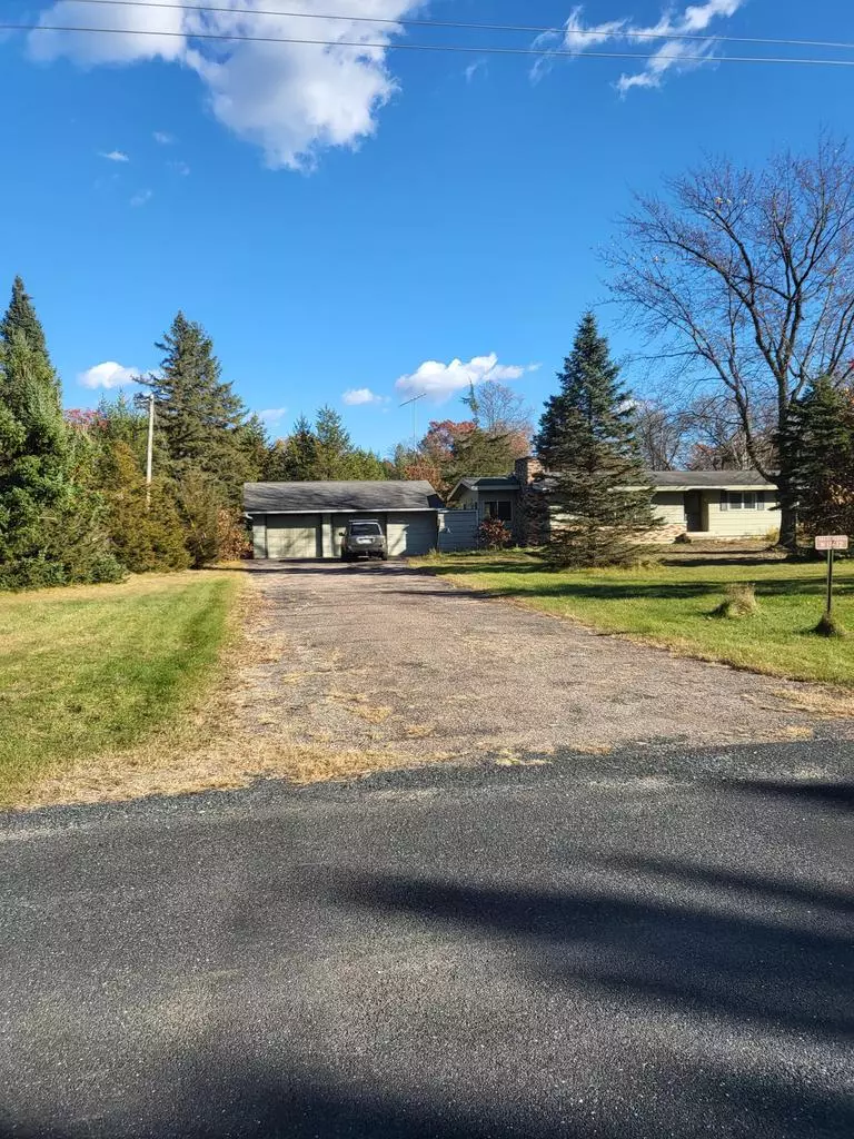 Necedah, WI 54646,N11612 10th AVENUE