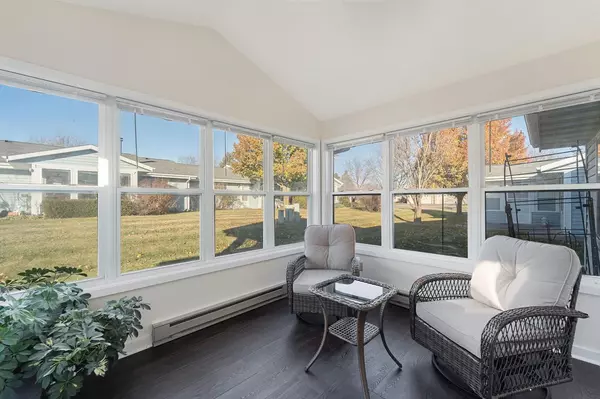 Elkhorn, WI 53121,407 E 3rd AVENUE #2