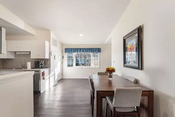 Elkhorn, WI 53121,407 E 3rd AVENUE #2