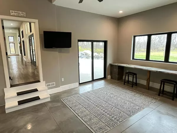 Waterford, WI 53185,8431 Big Bend ROAD