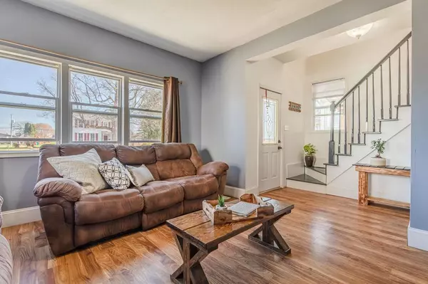 Dodgeville, WI 53533,310 S IOWA ST