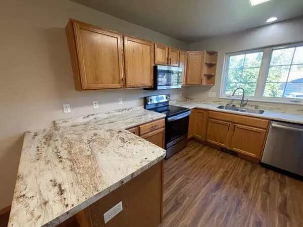 Cottage Grove, WI 53527,517 Progress DR