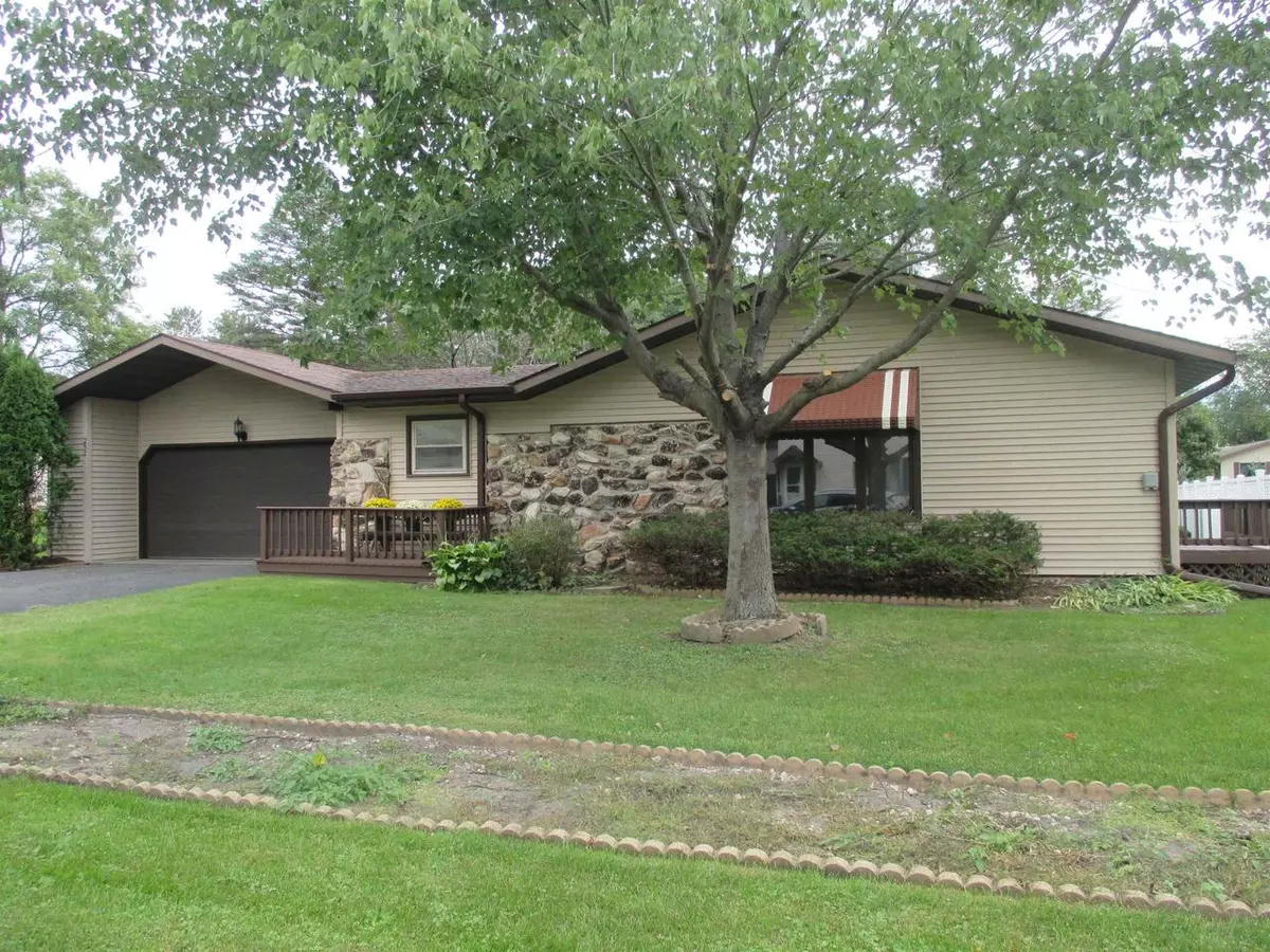 Montello, WI 53949,252 Douglas Ave