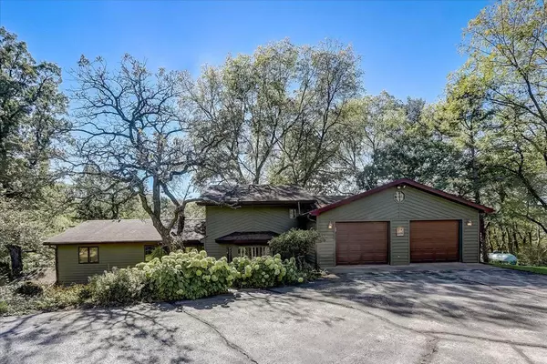 Dodgeville, WI 53533,3590 County Road Q