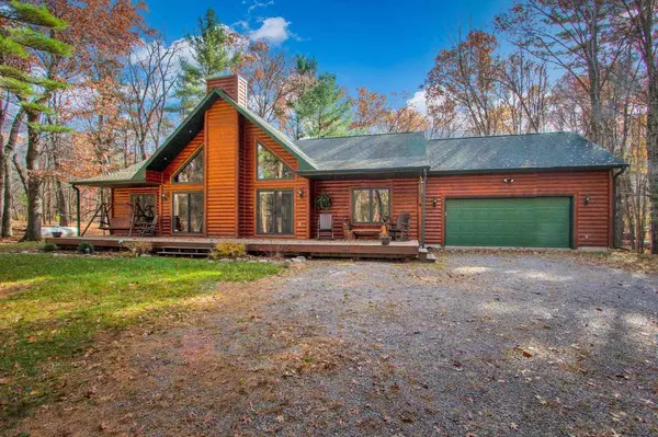 1853 Badger Ct, Arkdale, WI 54613