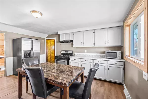 Prairie Du Sac, WI 53578,505 7th St