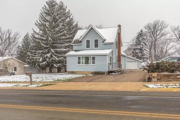 435 N Main St, Cottage Grove, WI 53527
