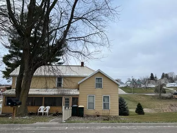 121 Union St, Bloomington, WI 53804