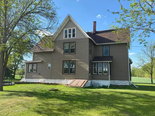 Lone Rock, WI 53556,33170 Fulton St