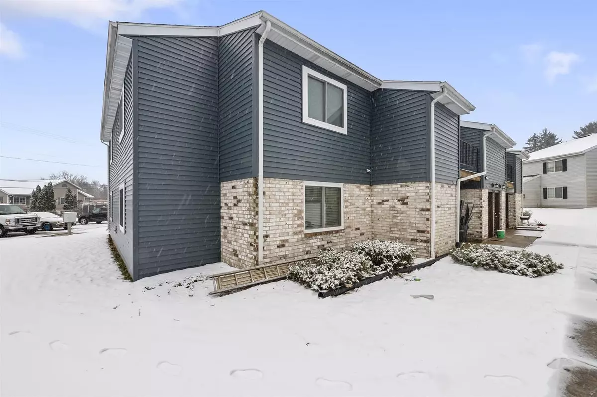 Fitchburg, WI 53713,1605 Whispering Pines Way