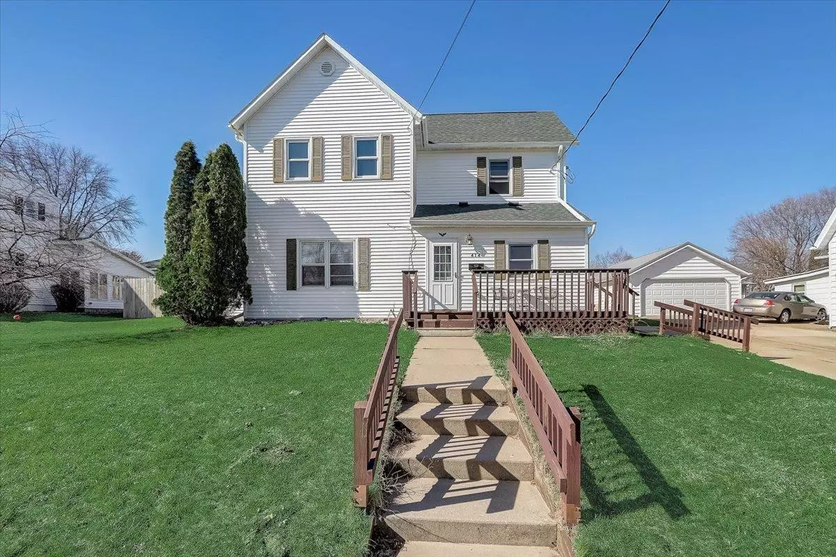 Dodgeville, WI 53533,414 W Merrimac St
