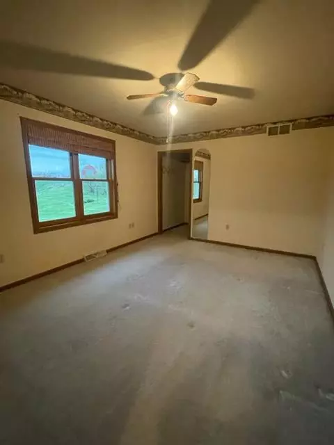 Potosi, WI 53820,4183 Sand Hill Rd