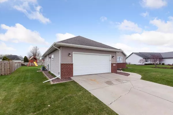 Evansville, WI 53536,571 Hosanna Heights COURT