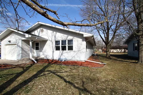 306 Cedar St, Sauk City, WI 53583