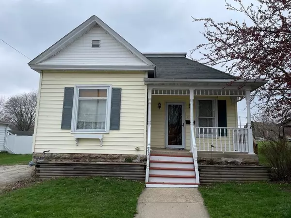 314 S Linn St, Dodgeville, WI 53533