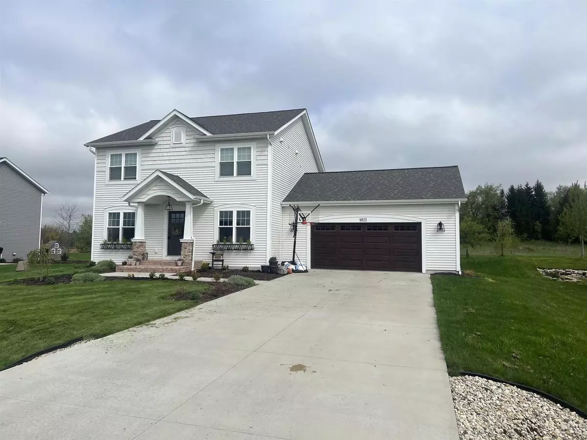 Lake Mills, WI 53551,W8393 Bridle PATH