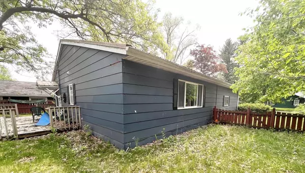 Pardeeville, WI 53954,106 Parkway Road