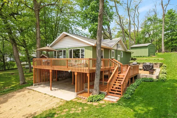 W11818 OAK Street, Merrimac, WI 53561