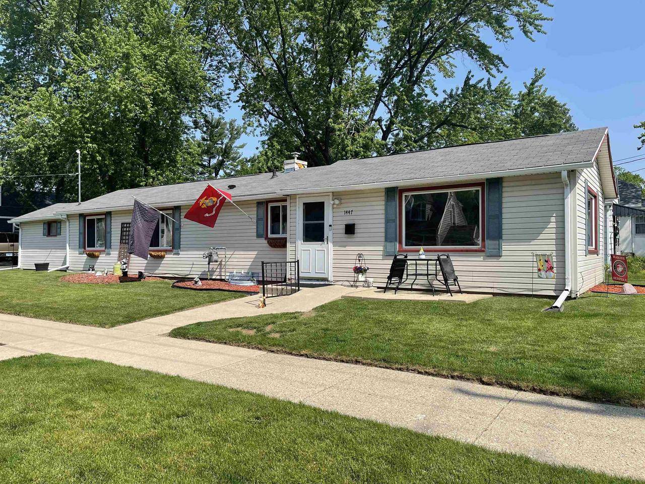 1447 Vista Avenue, Janesville, WI 53545