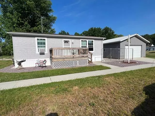 Rock Springs, WI 53961,109 Madison Street