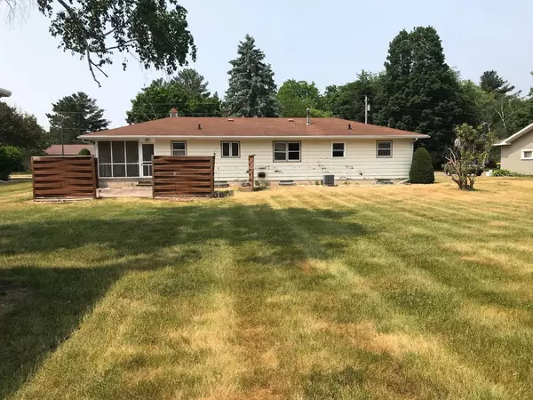 Prairie Du Sac, WI 53578,725 Ray Street