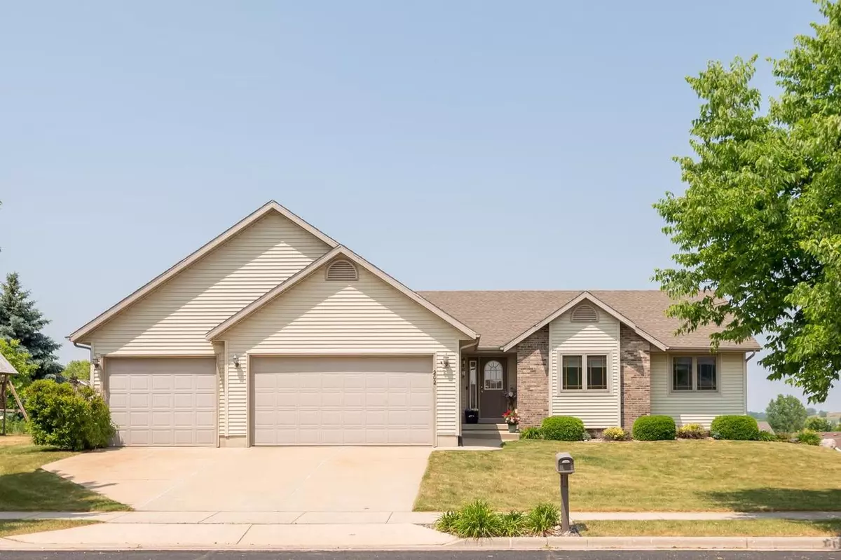 Cottage Grove, WI 53527,202 E School Road