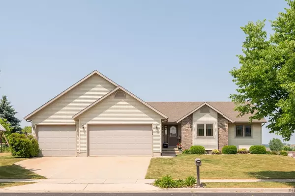 202 E School Road, Cottage Grove, WI 53527