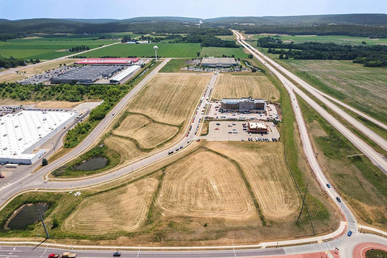 Baraboo, WI 53913,24.15ac Gateway Drive