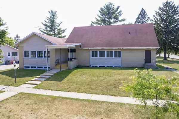 Delavan, WI 53115,404 W Walworth Avenue