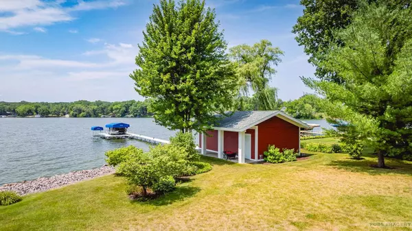 Merrimac, WI 53561,S7555 W Grandview Avenue