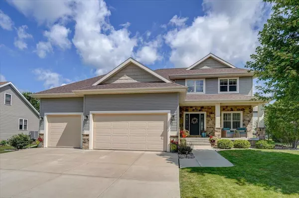 4429 Memorial Circle, Windsor, WI 53598