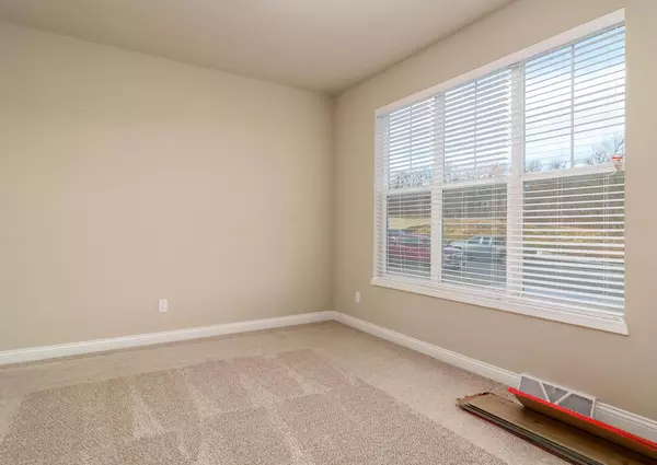 Deforest, WI 53532,4063 Great Bridge Drive