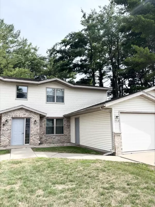 1264 S Forest Lane, Prairie Du Sac, WI 53578