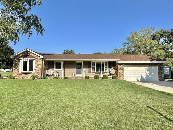 9016 E Wyman Drive, Clinton, WI 53525