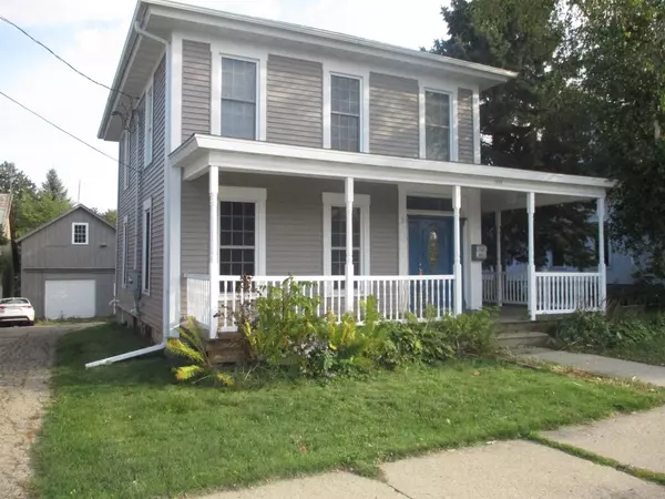 243 S Ludington Street, Columbus, WI 53925