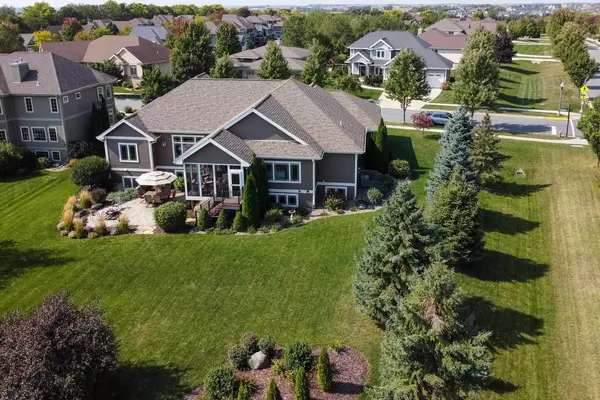 1427 Cottontail Drive, Waunakee, WI 53597