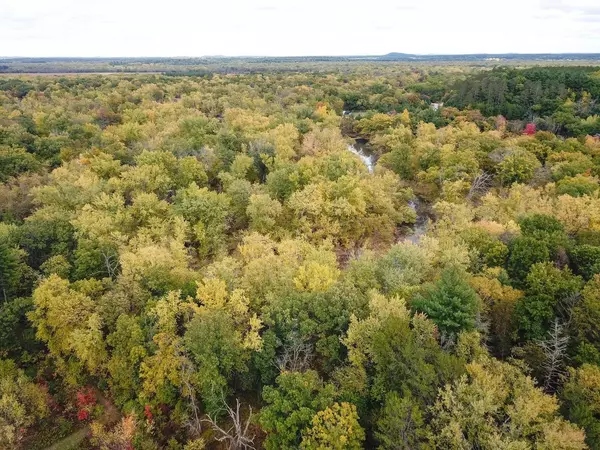 N3532 Pine Drive, Lyndon Station, WI 53944