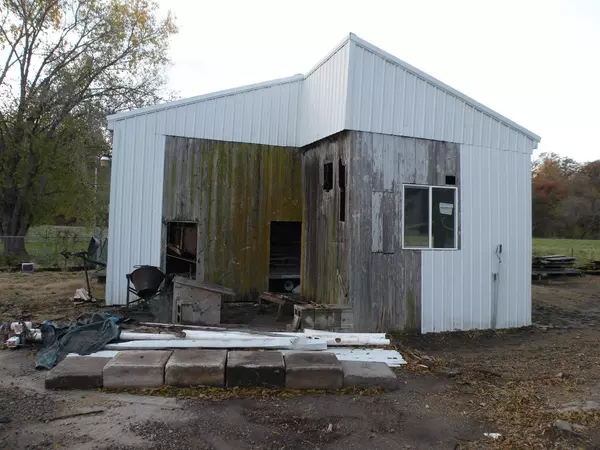 109 Highway 35, Bloomington, WI 53804