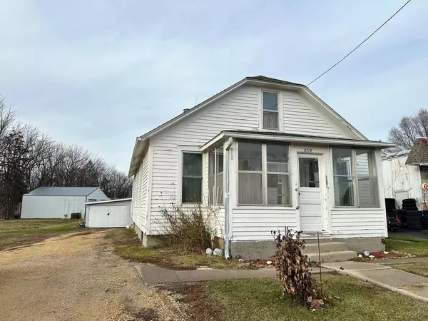 2715 N Percival Street, Hazel Green, WI 53811