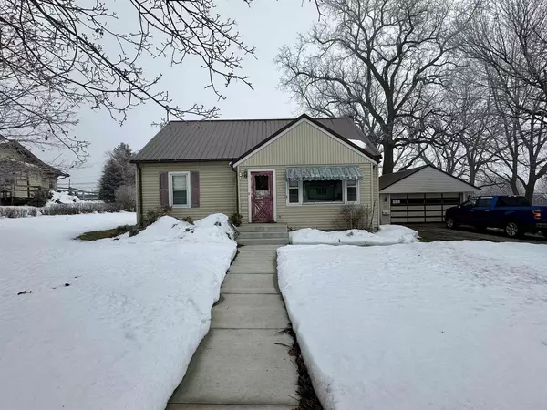 611 S Iowa Street, Dodgeville, WI 53533