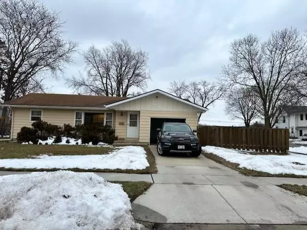 Prairie Du Sac, WI 53578,146 6th Street