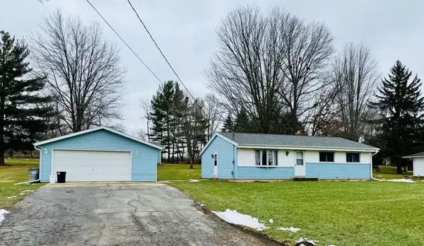 5512 E County Road J, Clinton, WI 53525