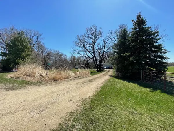 W2297 SCHARF Road, Cambria, WI 53923