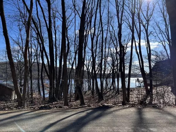 Lot 1, 2 & 3 Lakeview Drive, Merrimac, WI 53561