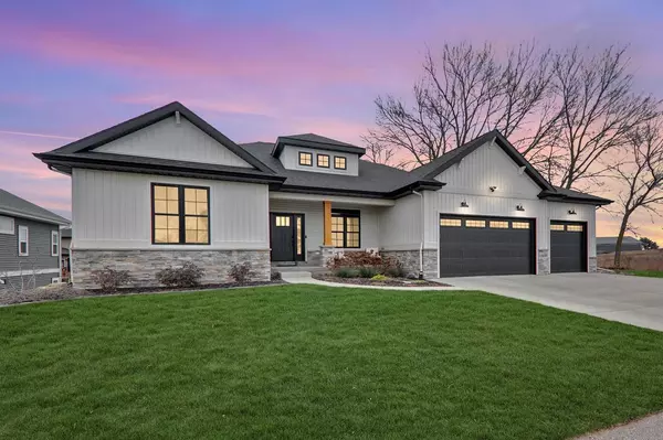 3024 Mourning Dove Drive, Cottage Grove, WI 53527