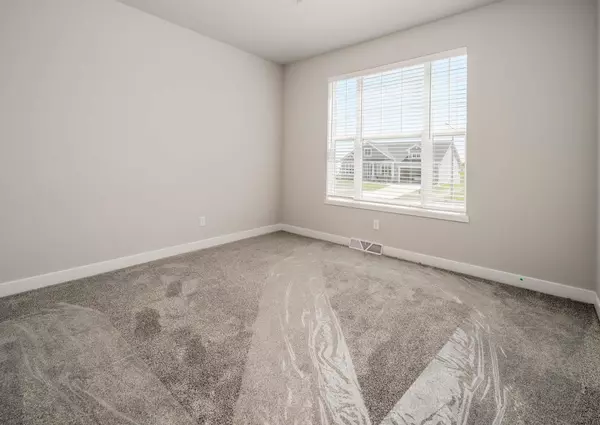 Deforest, WI 53532,4074 GREAT BRIDGE Drive