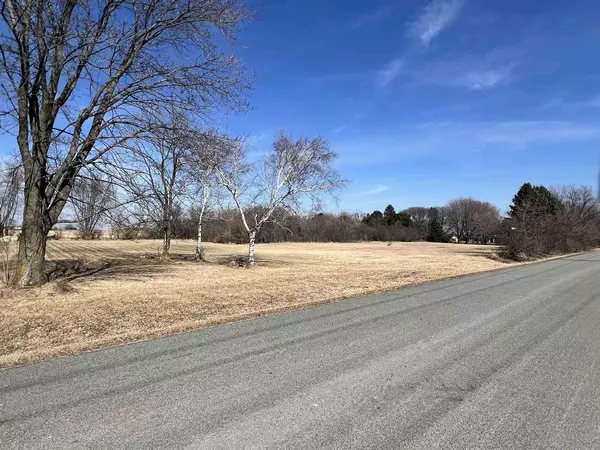 N8246 N Crystal Lake Road, Beaver Dam, WI 53916