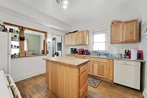 Oxford, WI 53952,2949 Lincoln Avenue