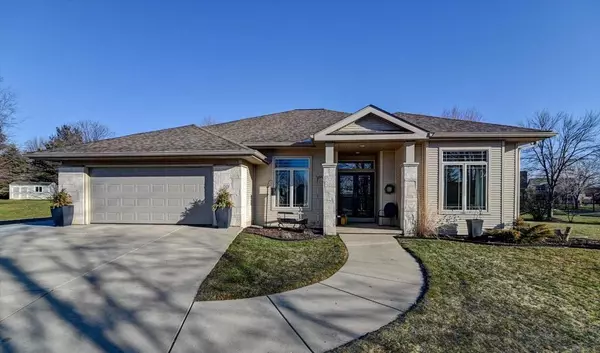 501 Prairieview Court, Deforest, WI 53532